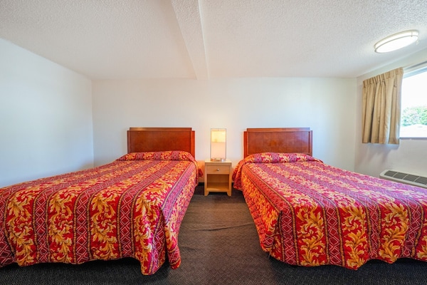 Foto van 2 tweepersoonsbedden (queensize) | Rookvrij - Vakantiehuis in Portland OR - BedRoom