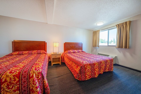 Foto van 2 tweepersoonsbedden (queensize) | Rookvrij - Vakantiehuis in Portland OR - BedRoom