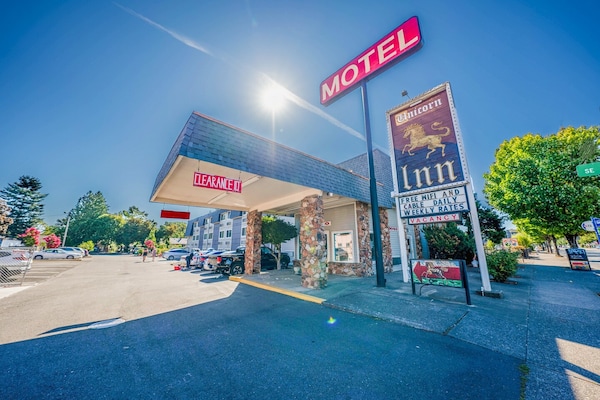Foto van 2 tweepersoonsbedden (queensize) | Rookvrij - Vakantiehuis in Portland OR - ExteriorSummer