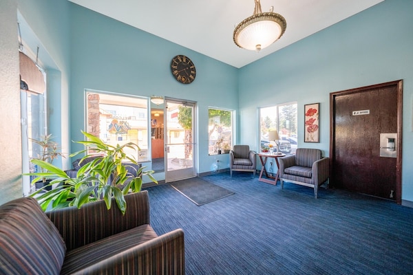 Foto van 2 tweepersoonsbedden (queensize) | Rookvrij - Vakantiehuis in Portland OR - FloorPlan
