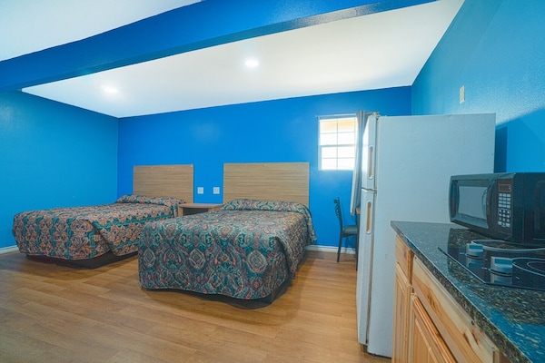 Foto van 2 tweepersoonsbedden | Roken toegestaan | Corpus Christi, Texas - BedRoom