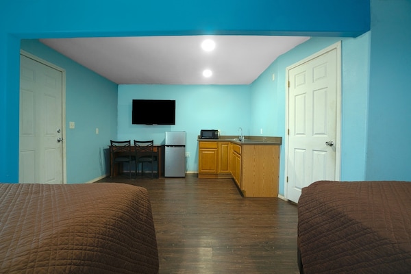 Foto van 2 tweepersoonsbedden met kitchenette - Vakantiehuis in Corpus Christi TX - BedRoom
