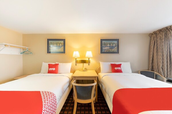 Foto van 2 tweepersoonsbedden | Rookvrij - Vakantiehuis in Seneca Falls NY - BedRoom