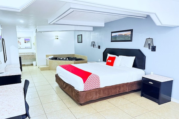 Foto van 2 tweepersoonsbedden (queensize) | Roken mogelijk - Vakantiehuis in Three Rivers TX - BedRoom