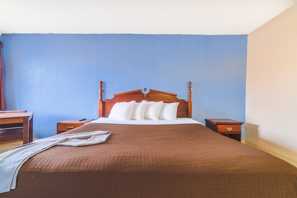 Foto van 2 Queensize bedden, niet-roken - Vakantiehuis in Three Rivers TX - BedRoom