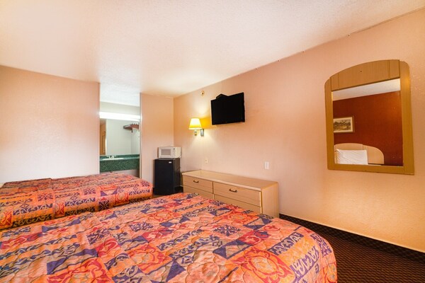 Foto van 2 Queensize bedden, niet-roken - Vakantiehuis in Three Rivers TX - BedRoom