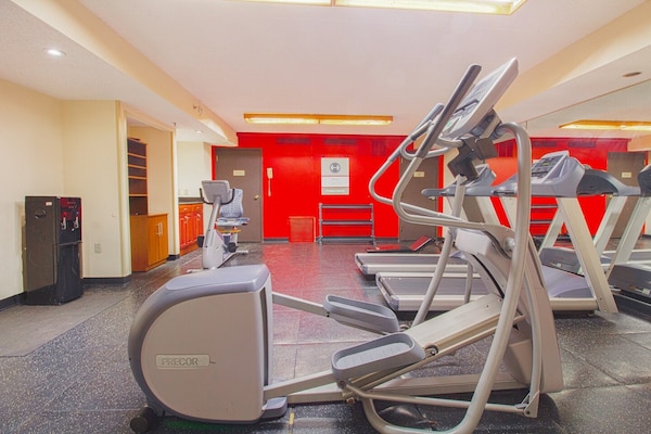 Foto van 2 tweepersoonsbedden | NSMK | Tulsa - Vakantiehuis in Tulsa - Wellness