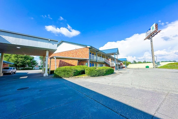 Foto van 2 Volle Bedden Niet Roken - Vakantiehuis in Valdosta GA - ExteriorSummer