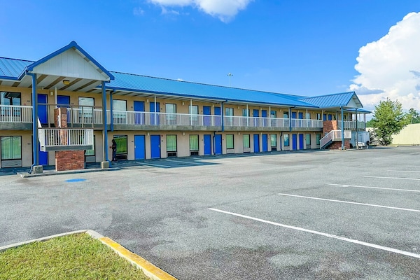 Foto van 2 Volle Bedden Niet Roken - Vakantiehuis in Valdosta GA - parking