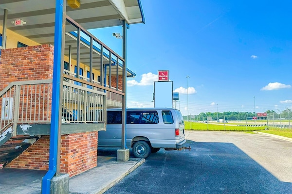 Foto van 2 Volle Bedden Niet Roken - Vakantiehuis in Valdosta GA - ExteriorSummer