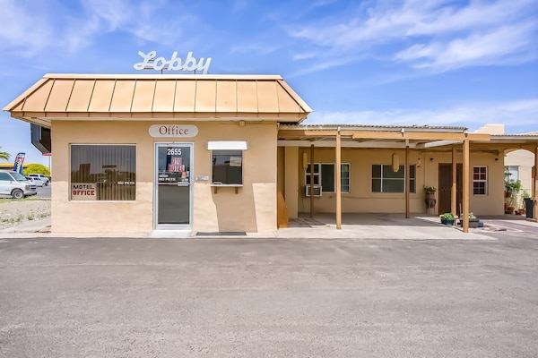 Foto van Yuma AZ | 3 Queensize bedden - Vakantiehuis in Yuma AZ - ExteriorSummer