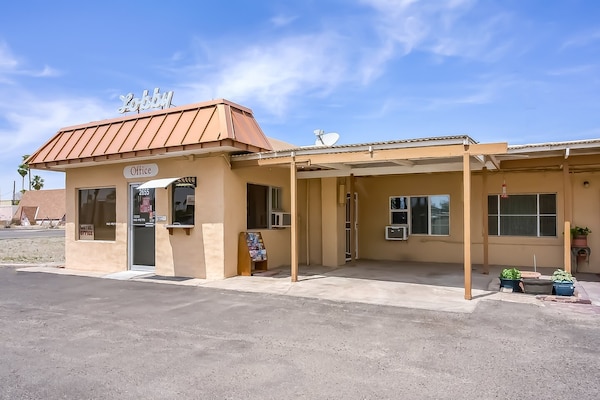 Foto van Yuma AZ | 3 Queensize bedden - Vakantiehuis in Yuma AZ - ExteriorSummer