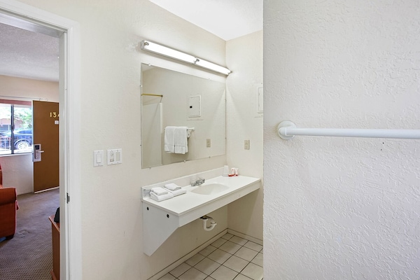 Foto van Yuma AZ | 3 Queensize bedden - Vakantiehuis in Yuma AZ - BathRoom