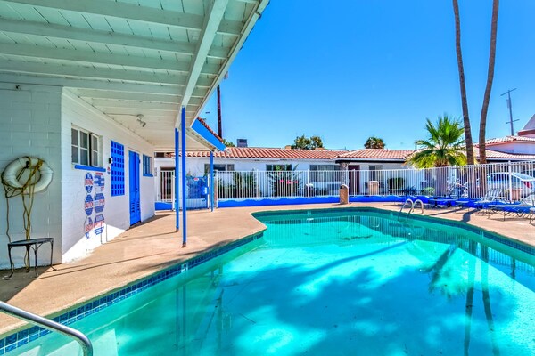 Foto van 2 tweepersoonsbedden (queensize) | NSMK | Yuma, Arizona - HotelSwimmingPool