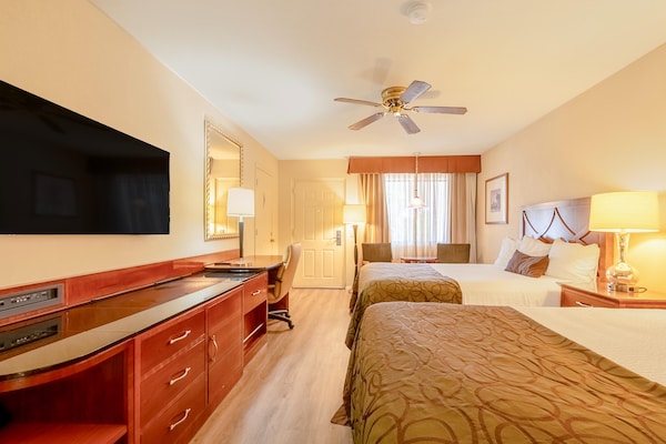 Foto van 2 tweepersoonsbedden (queensize) | NSMK | Yuma, Arizona - BedRoom