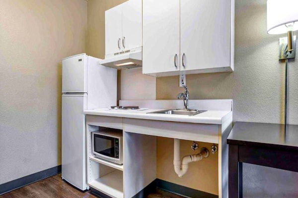 Foto van 1 Queensize Bed | Niet-roken, Keuken - Vakantiehuis in Huntsville AL - Kitchen