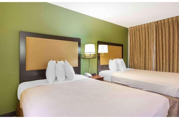 Foto van 2 Tweepersoonsbedden | Niet-roken, Keuken - Vakantiehuis in Fresno CA - BedRoom