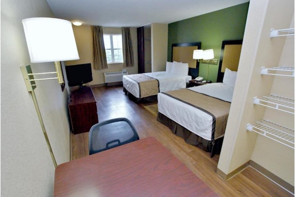 Foto van 2 Tweepersoonsbedden | Mobil Access Tub Nsmk-keuken - BedRoom