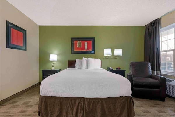 Foto van Studio 6 Sacramento|1 Queen|ADA|RI Douche|RK|Keuken - BedRoom
