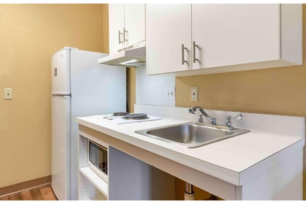 Foto van Studio 6 Sacramento|1 Queen|ADA|RI Douche|RK|Keuken - Facilities