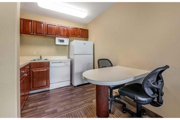 Foto van 2 Tweepersoonsbedden | Suite, Niet-roken, Keuken - Vakantiehuis in Jacksonville - Facilities