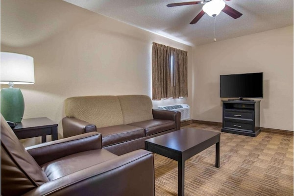 Foto van 2 Tweepersoonsbedden | Niet-roken, Keuken - Vakantiehuis in South Bend IN - BedRoom