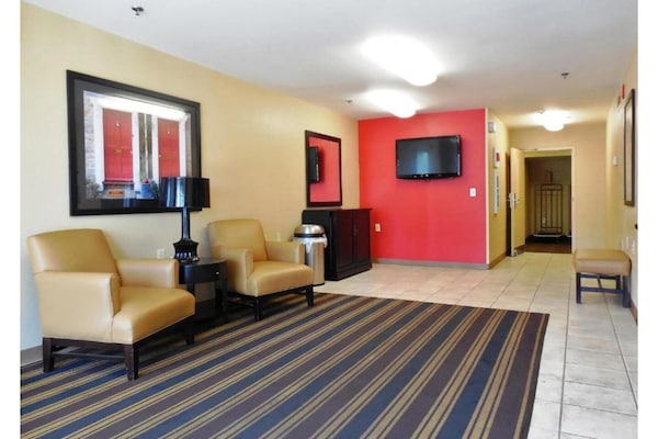 Foto van 2 Tweepersoonsbedden | Niet-roken, Keuken - Vakantiehuis in South Bend IN - FloorPlan