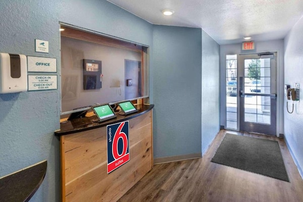 Foto van 2 Tweepersoonsbedden | Roken, Keuken - Vakantiehuis in Shreveport LA - FloorPlan