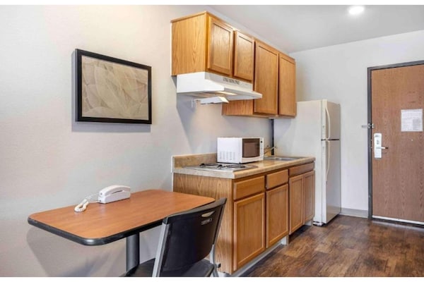 Foto van 1 Tweepersoonsbed | Ada/bad/roken/keuken - Vakantiehuis in Wichita KS - Kitchen