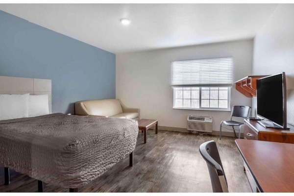 Foto van 1 Tweepersoonsbed | Ada/bad/roken/keuken - Vakantiehuis in Wichita KS - BedRoom
