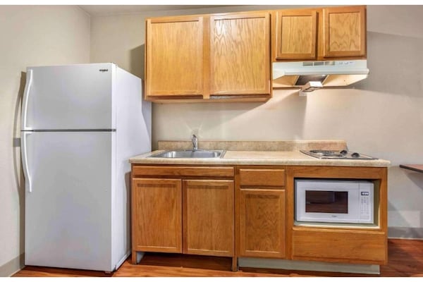 Foto van 1 Tweepersoonsbed | Ada/bad/niet-roken/keuken - Vakantiehuis in Shreveport LA - Kitchen
