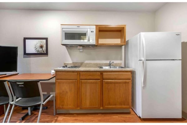 Foto van 1 Tweepersoonsbed | Ada/bad/niet-roken/keuken - Vakantiehuis in Shreveport LA - Kitchen