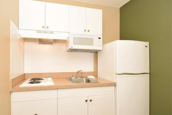 Foto van 1 Queensize Bed | Niet-roken, Keuken - Vakantiehuis in Baltimore MD - Kitchen