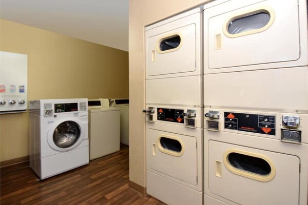 Foto van 1 Kingsize Bed | Toegankelijk Voor Gehoor, Keuken - Vakantiehuis in Jackson - Facilities