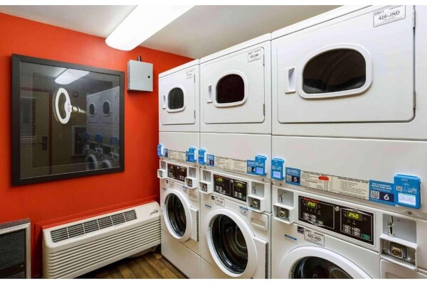 Foto van Studio 6 Fishkill | Kingsize bed | Toegankelijk voor slechthorenden | Keuken - Facilities