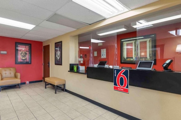 Foto van 2 Tweepersoonsbedden | Niet-roken, Keuken - Vakantiehuis in Rochester NY - FloorPlan