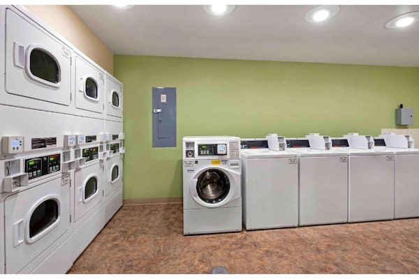 Foto van 2 Tweepersoonsbedden | Niet-roken, Keuken - Vakantiehuis in Cincinnati OH - Facilities