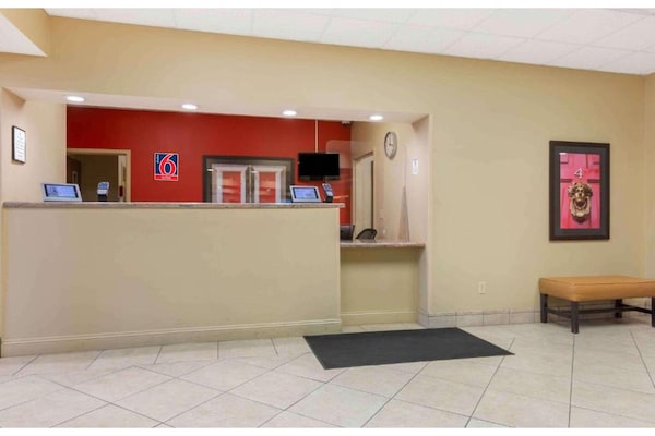 Foto van 1 Kingsize Bed | Niet-roken, Keuken - Vakantiehuis in Findlay OH - FloorPlan