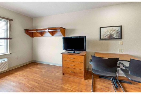 Foto van 2 Tweepersoonsbedden | Roken, Keuken - Vakantiehuis in Oklahoma City OK - BedRoom