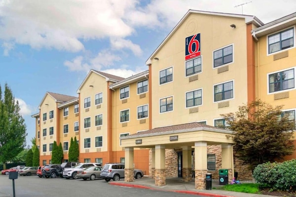 Foto van 2 Tweepersoonsbedden | Niet-roken, Keuken - Vakantiehuis in Seattle - ExteriorSummer