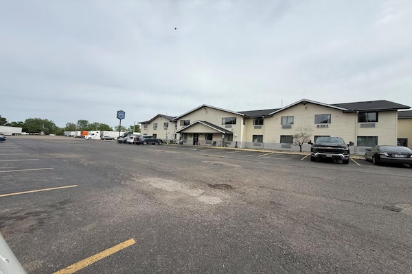 Foto van 2 tweepersoonsbedden | Rookvrij - Vakantiehuis in Coldwater, MI - Outdoor