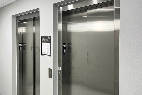 Foto van 2 tweepersoonsbedden (queensize) | Niet-roken, koelkast - Facilities