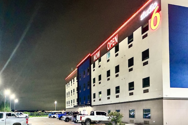 Foto van 2 tweepersoonsbedden | Rookvrij, Keuken - Vakantiehuis in Houston - ExteriorSummer