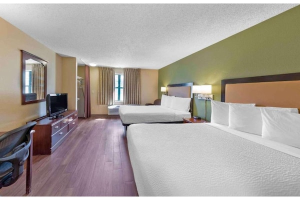 Foto van 2 tweepersoonsbedden | Rookvrij, Keuken - Vakantiehuis in Rochester NY - BedRoom