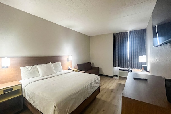 Foto van 1 kingsize bed | NSMK, koelkast, slaapbank - Vakantiehuis in Fremont (OH) - BedRoom