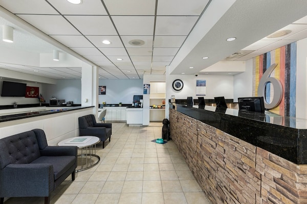 Foto van 1 tweepersoonsbed (Queensize) | Badkuip met mobiele toegang | Keuken (Nsmk) - FloorPlan