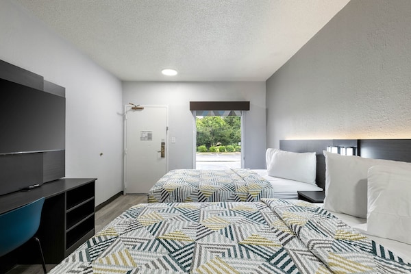 Foto van 2 tweepersoonsbedden | Suite, rookvrij, magnetron - Vakantiehuis in Jacksonville - BedRoom