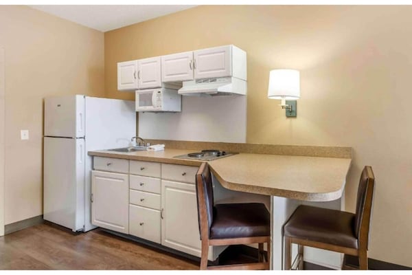 Foto van 1 tweepersoonsbed (queensize) | Rookvrij, Keuken - Vakantiehuis in Vernon Hills - Kitchen