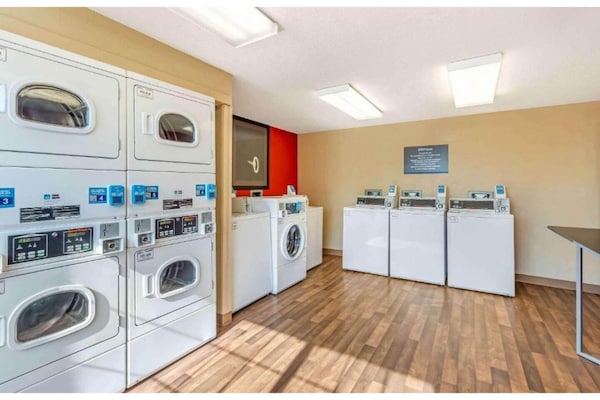 Foto van 1 tweepersoonsbed (queensize) | Rookvrij, Keuken - Vakantiehuis in Vernon Hills - Facilities