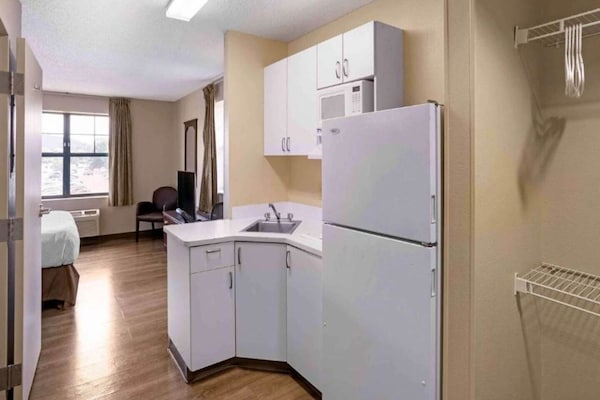 Foto van 2 tweepersoonsbedden | Niet-roken, koelkast - Vakantiehuis in Fishkill - Kitchen